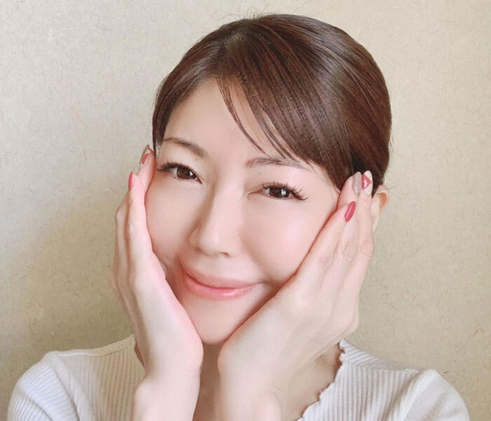 東京にお住まいの高橋えり子さんは17歳 19歳の息子のママさん 50s Online 50代オンライン